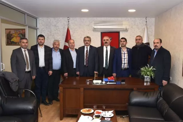 Başkan Alıcık Oda Başkanları ile Bir Araya Geldi Başkan Alıcık Oda Başkanları ile Bir Araya Geldi