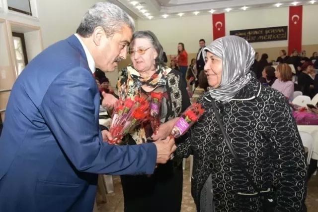 Başkan Alıcık, Türk Anneler Derneği'nin Programına Katıldı Başkan Alıcık, Türk Anneler Derneği'nin Programına Katıldı