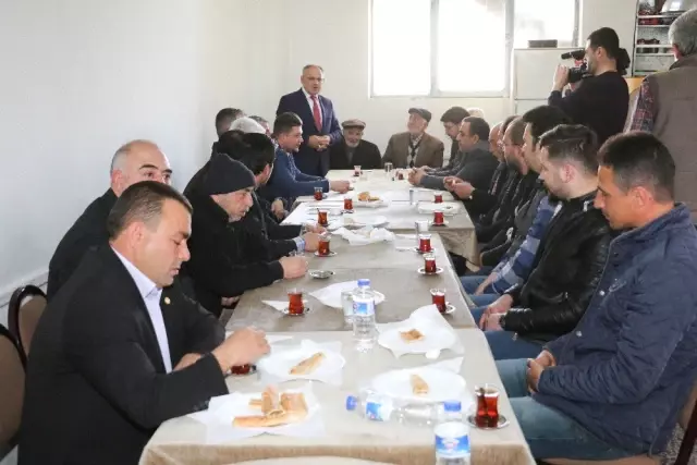 Başkan Öztürk Esnaflarla Kahvaltıda Buluştu
