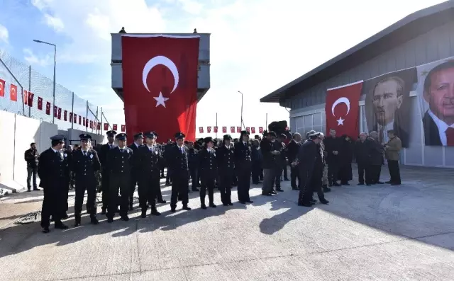 Cumhurbaşkanı Erdoğan, Ahlat Polis Güvenlik Noktası'nın Açılışını Gerçekleştirdi Cumhurbaşkanı Erdoğan, Ahlat Polis Güvenlik Noktası'nın Açılışını Gerçekleştirdi