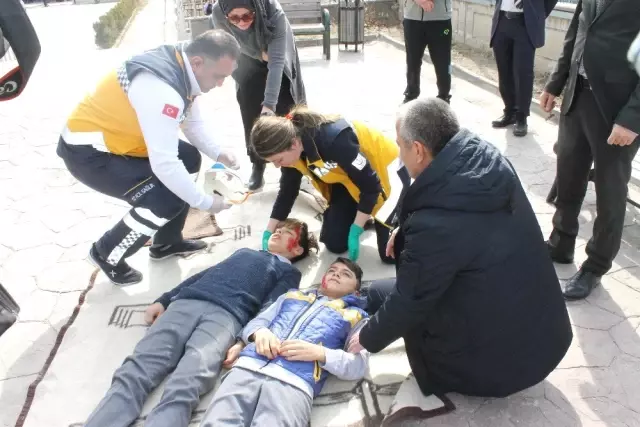 Deprem Tatbikatı Gerçeğini Aratmadı