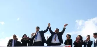 Alpaslan Gürgenç: DP Lideri Uysal: Ülke Dün Olduğu Gibi Bugün de Huzur Sağlasın İstiyoruz Alpaslan Gürgenç: DP Lideri Uysal: Ülke Dün Olduğu Gibi Bugün de Huzur Sağlasın İstiyoruz