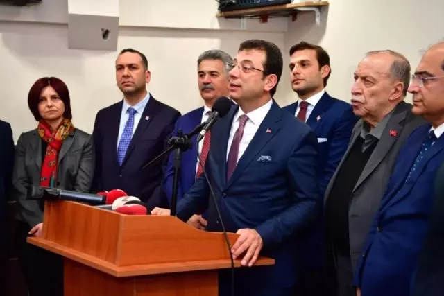 İmamoğlu: 'Milletin Kalbini Kıra Kıra Kazanılacak Seçimi Bu Kardeşiniz İstemiyor' İmamoğlu: 'Milletin Kalbini Kıra Kıra Kazanılacak Seçimi Bu Kardeşiniz İstemiyor'
