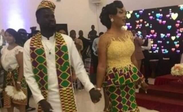 İntiharın Eşiğinden Dönen Emmanuel Eboue, Çocukluk Aşkıyla Evlendi