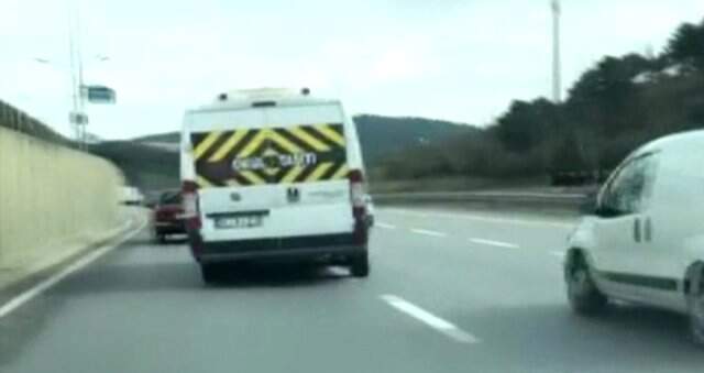 Okul Servisiyle Makas Atan Trafik Magandası Kameralara Yakalandı