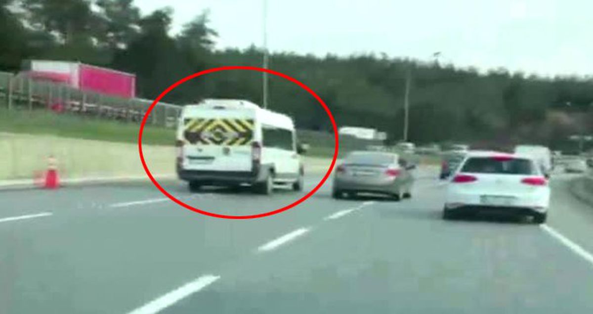 Okul Servisiyle Makas Atan Trafik Magandası Kameralara Yakalandı