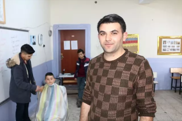 Tıraşsız Köy Çocuğu Kalmasın' Tıraşsız Köy Çocuğu Kalmasın'