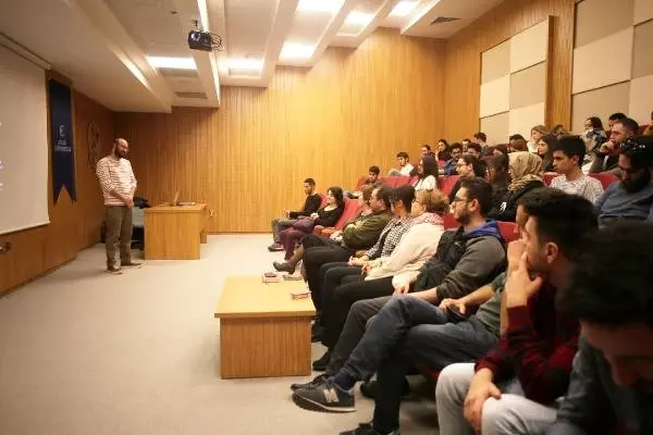 Atılım Üniversitesi'nde 'Sait Maden, Şık Derviş Belgesi Gösterildi Atılım Üniversitesi'nde 'Sait Maden, Şık Derviş Belgesi Gösterildi