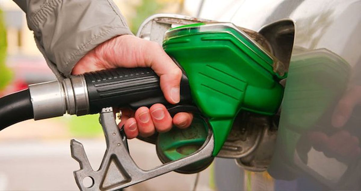 Benzine 15 Kuruş Zam Geliyor