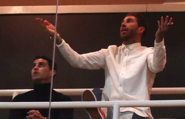 Cezası Nedeniyle Maçı Tribünden Takip Eden Sergio Ramos, Sinirlerine Hakim Olamadı