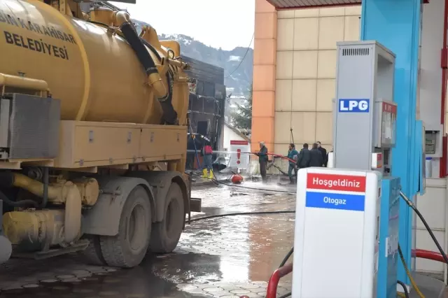 Güncelleme - Giresun'da Akaryakıt İstasyonunda Yangın