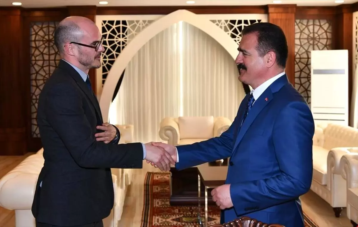 İngiliz Heyetten Vali Akbıyık'a Ziyaret