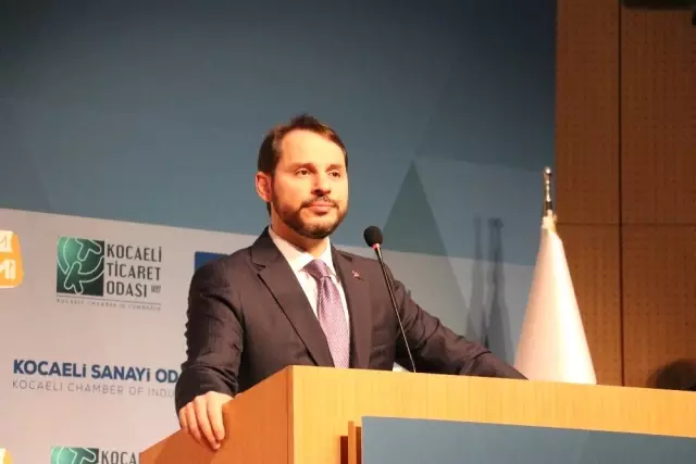 İş Dünyası ile Bir Araya Gelen Hazine ve Maliye Bakanı Berat Albayrak Açıklaması