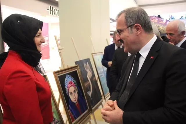 Kütahya'da 'Sanata Yön Yeren Kadınlar'dan Sergi Kütahya'da 'Sanata Yön Yeren Kadınlar'dan Sergi