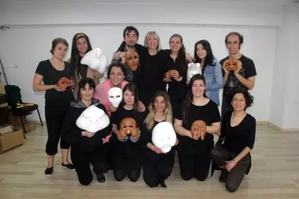 Mask'ın Büyüsü İzmir'i Sardı Mask'ın Büyüsü İzmir'i Sardı