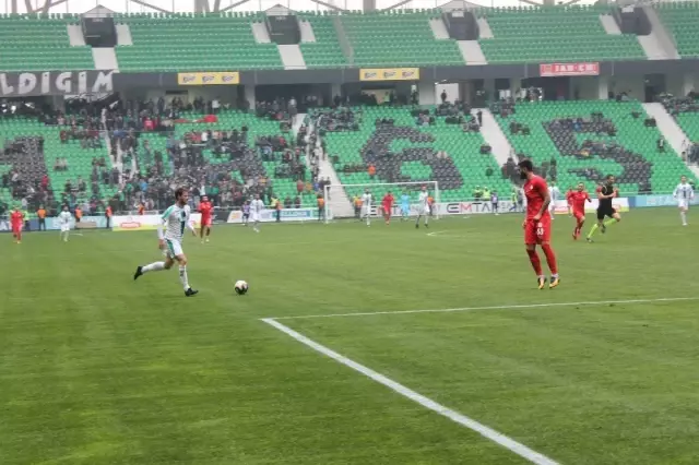 Tff 2. Lig: Sakaryaspor: 3 - Gümüşhanespor: 0