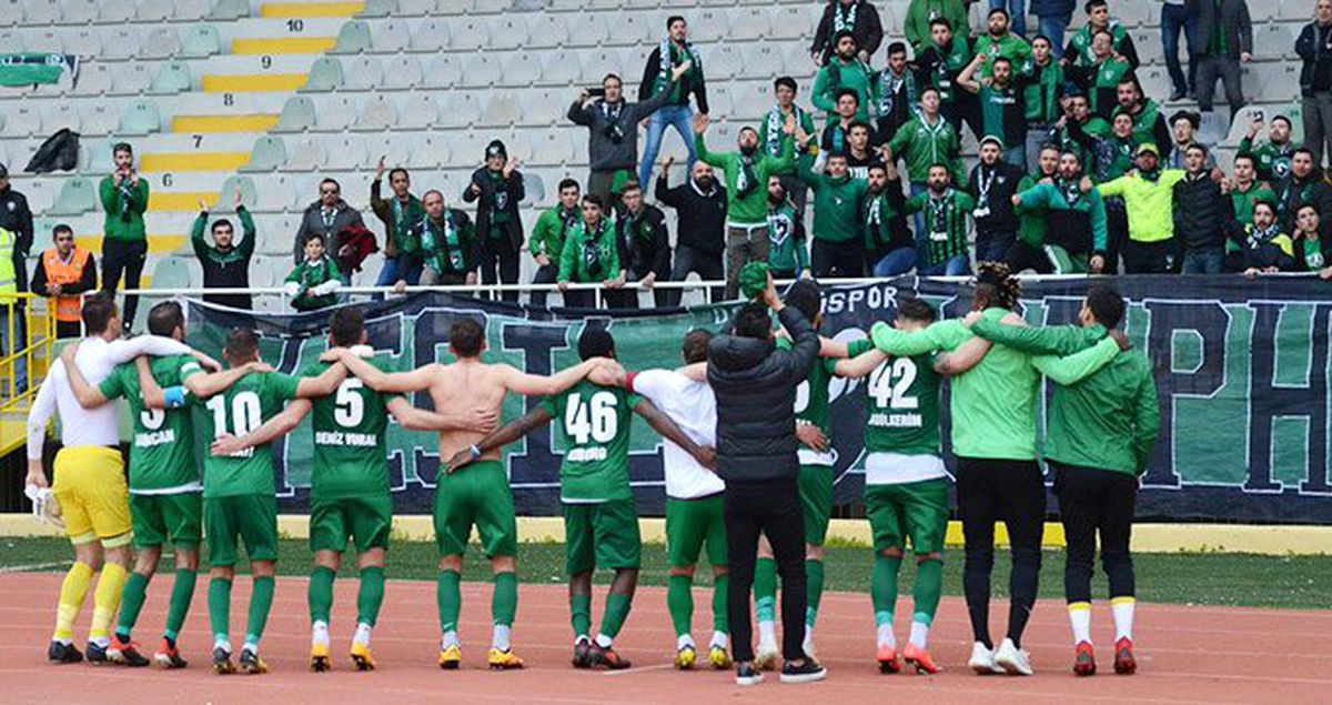 1. Ligde Lider Durumda Bulunan Denizlispor'a Haciz Geldi