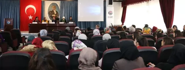 8 Mart Dünya Kadınlar Günü Paneli 8 Mart Dünya Kadınlar Günü Paneli
