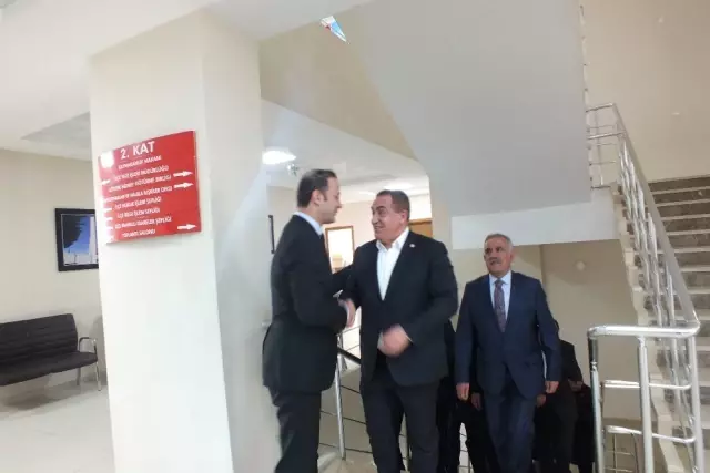 AK Parti Heyetinden Kaymakam Yalçın'a Ziyaret AK Parti Heyetinden Kaymakam Yalçın'a Ziyaret