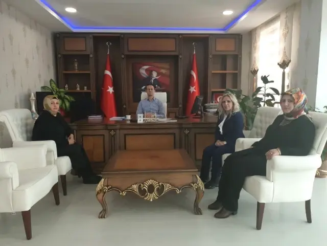 Başkan Algın Malazgirt'te Başkan Algın Malazgirt'te
