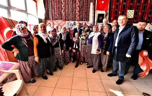 Başkan Kocaoğlu: 'Buradan Çin'e Kadar Uzanacak Mesafedeki Yolu Asfaltladık'