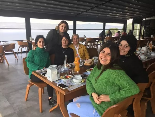 Başkan Yılmazer, Personelin Kadınlar Gününü Kutladı