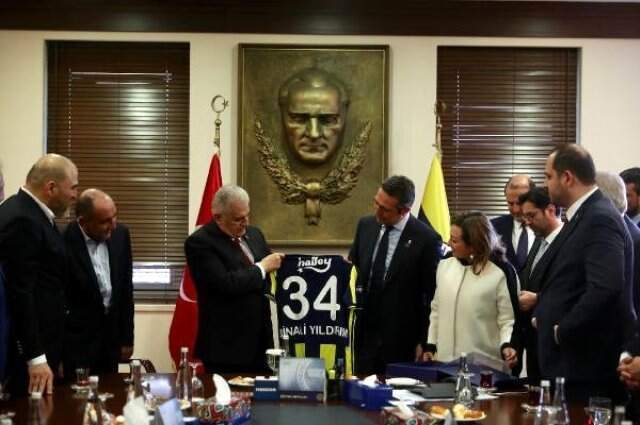 Binali Yıldırım, Fenerbahçe Başkanı Ali Koç'u Ziyaret Etti