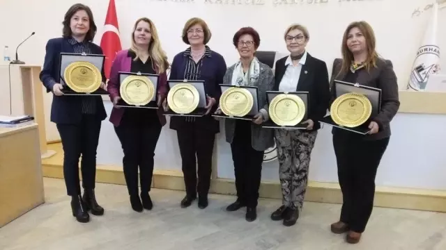 Burhaniye Belediye Meclisi Dönemin Son Toplantısını Yaptı