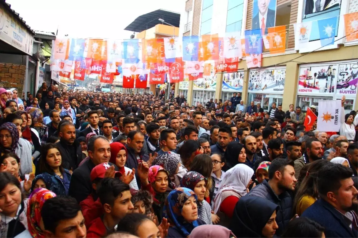 Cumhur İttifakı Köşk'te Gövde Gösterisi Yaptı