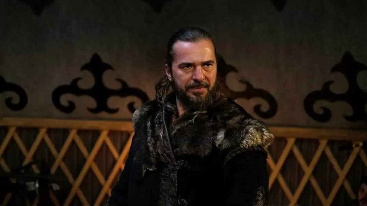 Engin Altan Düzyatan'dan İlginç Captain America - Ertuğrul Karşılaştırması