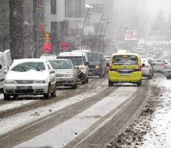 Erzurum'da Kar Yağışı