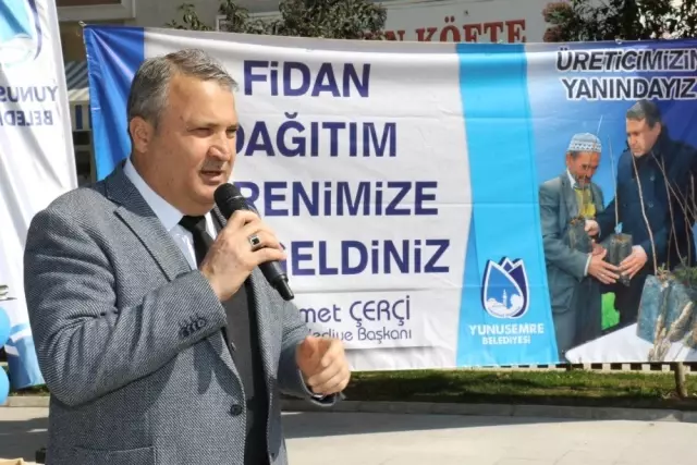 Fidanlar ve Kovanlar Yunusemre'den Fidanlar ve Kovanlar Yunusemre'den