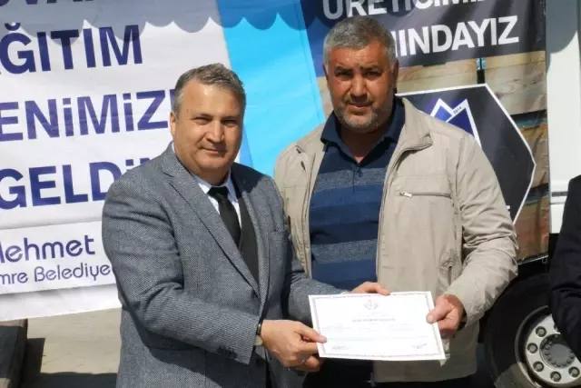 Fidanlar ve Kovanlar Yunusemre'den Fidanlar ve Kovanlar Yunusemre'den