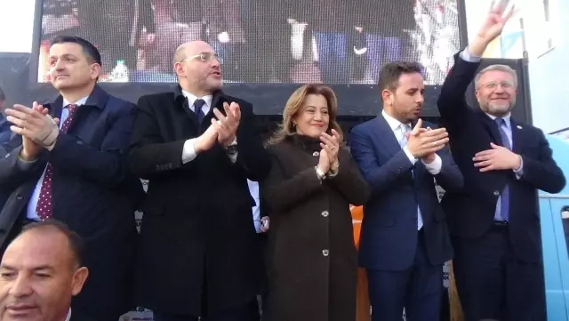Bakan Pakdemirli Altıntaş'ta Seçim Bürosu Açılışına Katıldı Bakan Pakdemirli Altıntaş'ta Seçim Bürosu Açılışına Katıldı