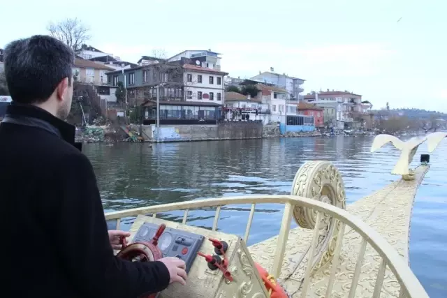 Esgin Dümene Geçti Esgin Dümene Geçti