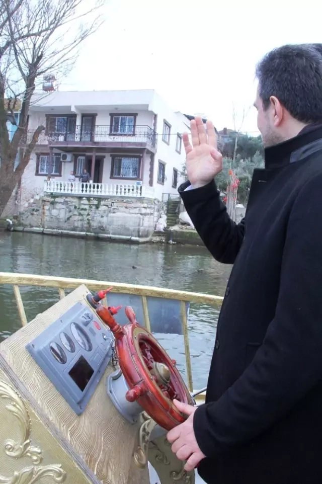 Esgin Dümene Geçti Esgin Dümene Geçti
