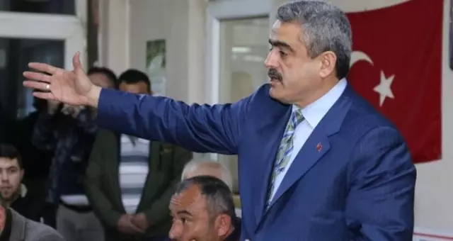 Nazilli Belediye Başkanı, Belediyede Çalışan Kadın Personeli Darp Etti Nazilli Belediye Başkanı, Belediyede Çalışan Kadın Personeli Darp Etti