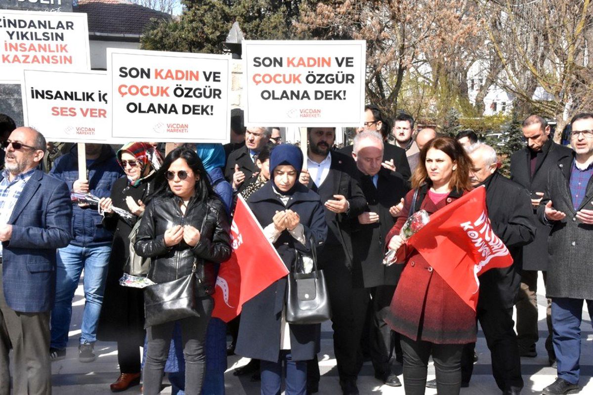 Stk'lar Suriyeli Kadınlar İçin Sesini Yükseltti