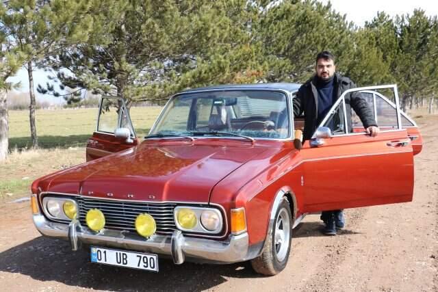 1969 Model Otomobili, 10 Yılda 50 Bin Lira Harcayarak İlk Günkü Haline Dönüştürdüler