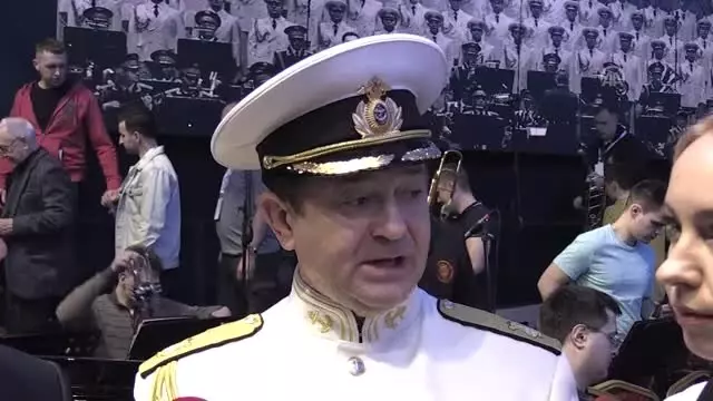 Aleksandrov Rus Kızılordu Korosu Büyükçekmece'de Konser Verdi