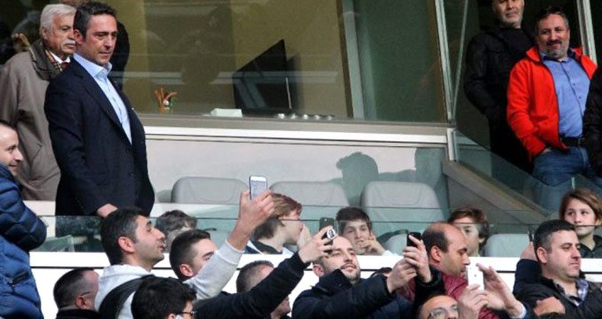 Başakşehir Stadında Fenerbahçe Başkanı Ali Koç'a Yoğun İlgi