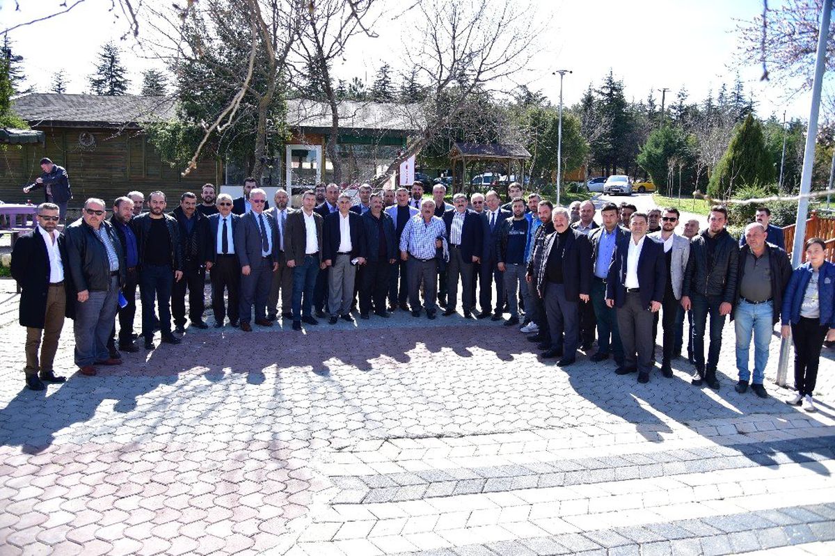 Başkan Can, M Plakalı Minibüsçülerle Bir Araya Geldi
