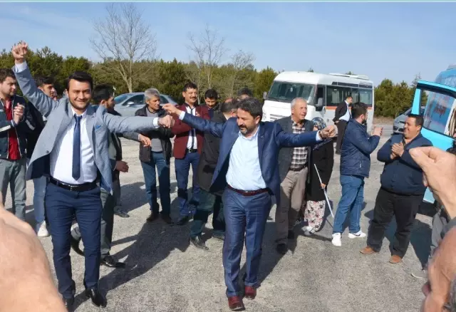 Başkan Kalın'a Sürpriz Karşılama Başkan Kalın'a Sürpriz Karşılama