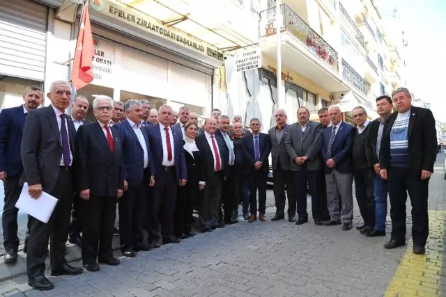 Başkan Özakcan, Efeler Ziraat Odası'nı Ziyaret Etti