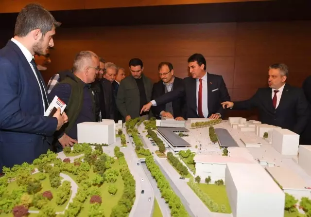Bursa'ya 24 Saat Yaşayan Muhteşem Bir Meydan Geliyor Bursa'ya 24 Saat Yaşayan Muhteşem Bir Meydan Geliyor