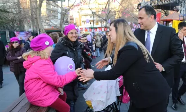 Çankaya'da 8 Mart'ta Coşkusu Çankaya'da 8 Mart'ta Coşkusu