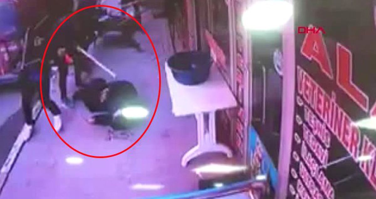 Sopa ve Sandalyelerle Saldırdılar: 1 Ölü, 5 Yaralı