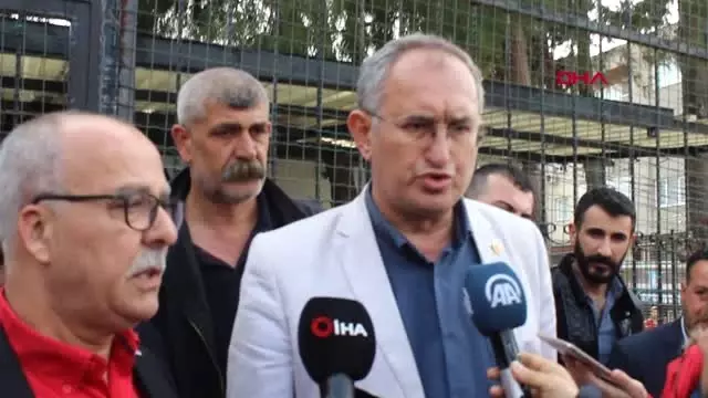 İzmir'de CHP'nin Seçim Bürosuna Ateş Açıldı 2 Yaralı -Ek