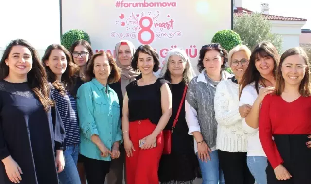 İzmir'in İlçelerinde 8 Mart Dünya Kadınlar Günü Coşkusu