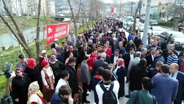 Koşu Yolu ve Hayat Parkuru'na Coşkulu Açılış Koşu Yolu ve Hayat Parkuru'na Coşkulu Açılış